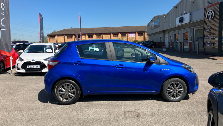 Toyota Yaris 1.5 Hybrid Icon 5dr CVT Hybrid Hatchback